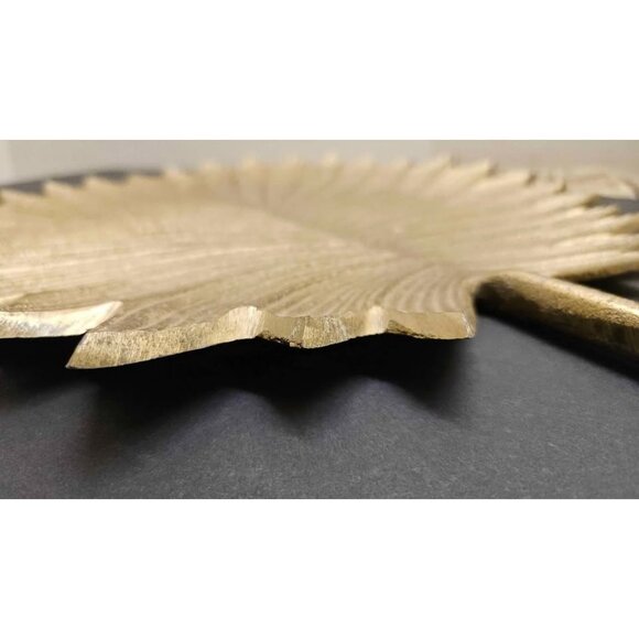 Leon Metal Leaf Decorative Platter - Picture 4 of 7
